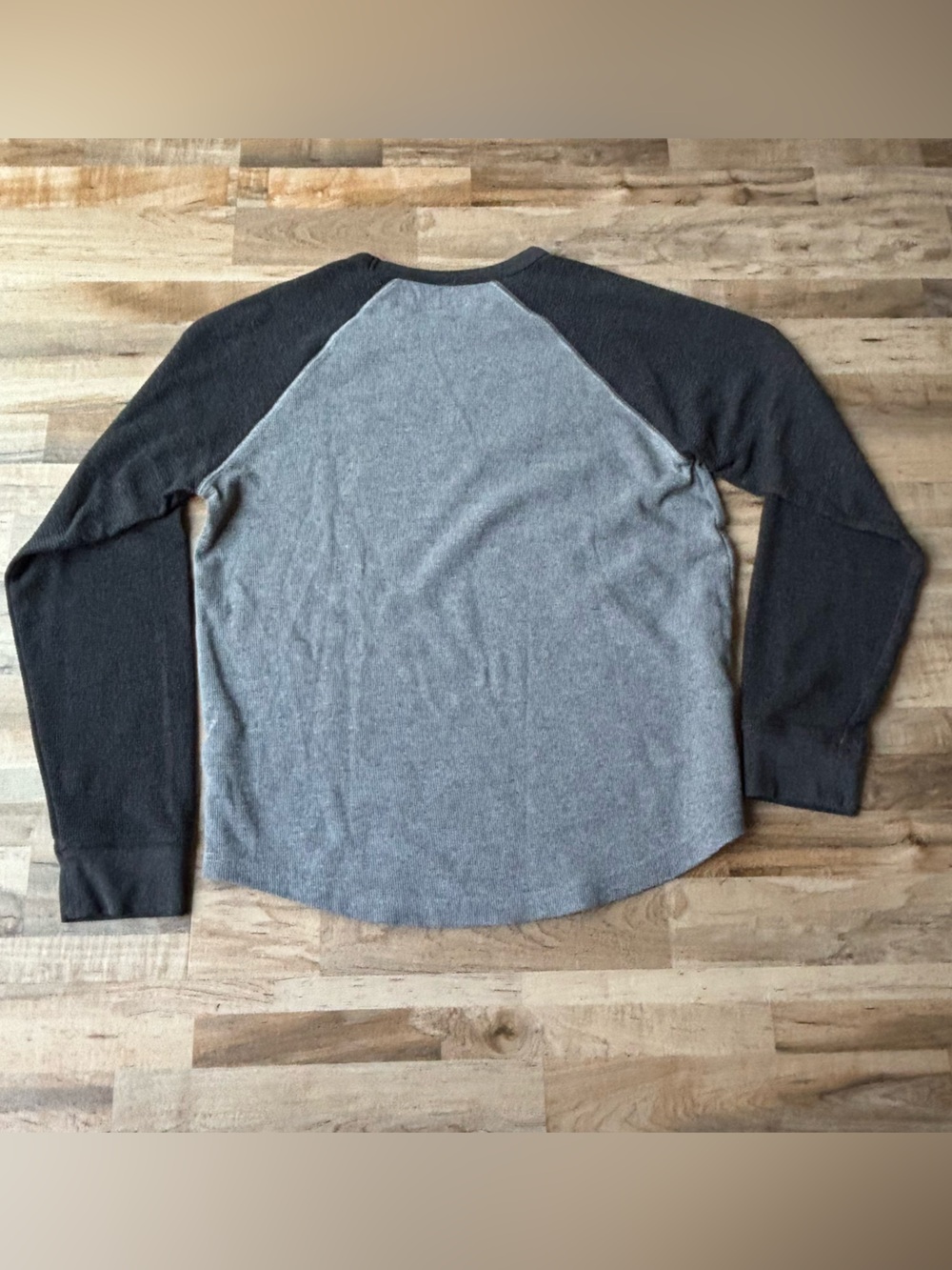 American Eagle Men's Thermal Shirt Gray Raglan Waffle Knit M Cabin Grunge - Picture 5 of 13